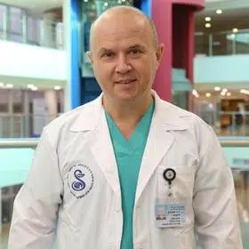 ليونيد ستيرنيك، دكتوراه في الطب